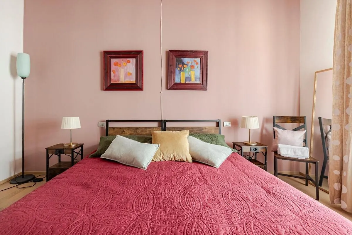 Rooms With A View And A Glass Of Wine! Florence